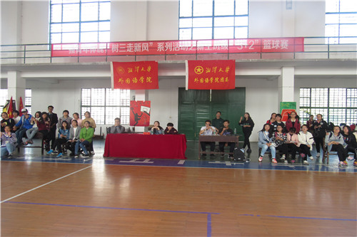 1478578740296974.jpg 篮球赛现场.jpg